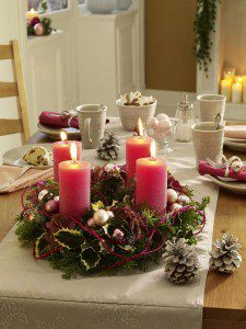 DIY christmas candle centerpieces – 40 enchanting ideas for your table ...