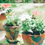 DIY-flower-pots-with-nail-polish-img004
