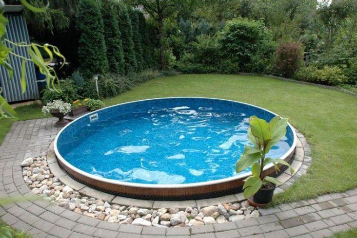 swimming-pool-in-your-own-garden-so-easily-achieved-the-dream-pool-cover